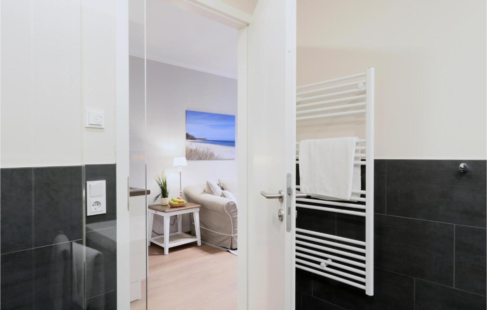 Stunning apartment in Boltenhagen with 1 Bedrooms, Sauna&WiFi Exterior foto